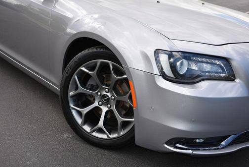Billet Silver Metallic Clearcoat 2018 Chrysler 300 S