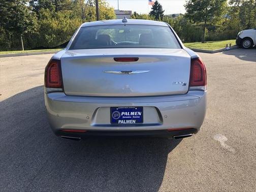 Billet Silver Metallic Clearcoat 2018 Chrysler 300 S