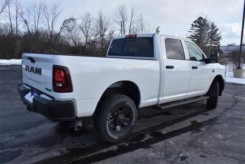 2026 RAM 3500 Tradesman Crew Cab 4x4 6'4' Box