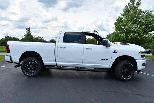 Bright White Clearcoat 2026 RAM 2500 Laramie Crew Cab 4x4 6'4' Box