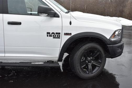 2024 RAM 1500 Classic Warlock Quad Cab 4x4 6'4' Box