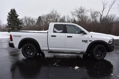 2024 RAM 1500 Classic Warlock Quad Cab 4x4 6'4' Box