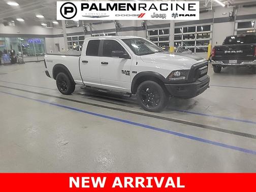 2024 RAM 1500 Classic Warlock Quad Cab 4x4 6'4' Box