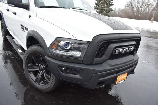 2024 RAM 1500 Classic Warlock Quad Cab 4x4 6'4' Box