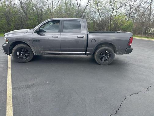 Granite Crystal Metallic Clearcoat 2017 RAM 1500 Night Crew Cab 4x4 5'7' Box