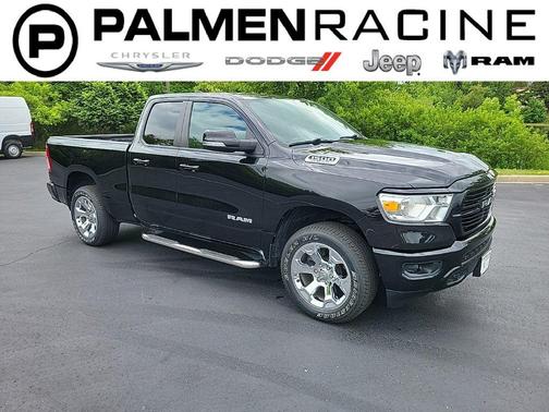 Diamond Black Crystal Pearlcoat 2019 RAM 1500 Big Horn