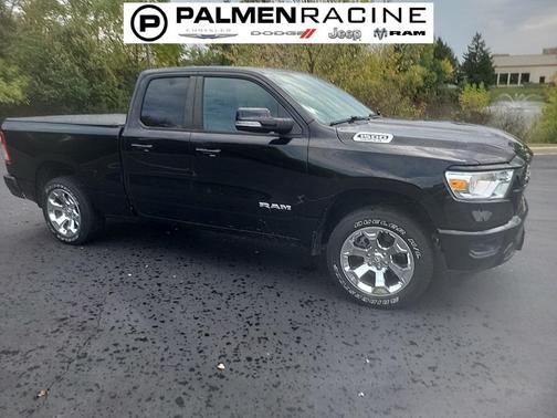 Diamond Black Crystal Pearlcoat 2019 RAM 1500 Big Horn