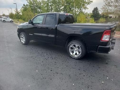 Diamond Black Crystal Pearlcoat 2019 RAM 1500 Big Horn
