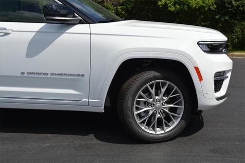 2025 Jeep Grand Cherokee Summit
