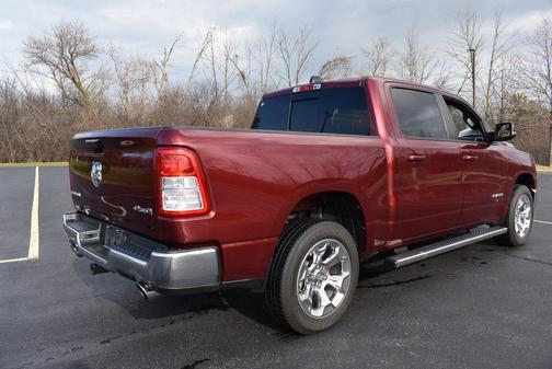 Delmonico Red Pearlcoat 2022 RAM 1500 Big Horn/Lone Star