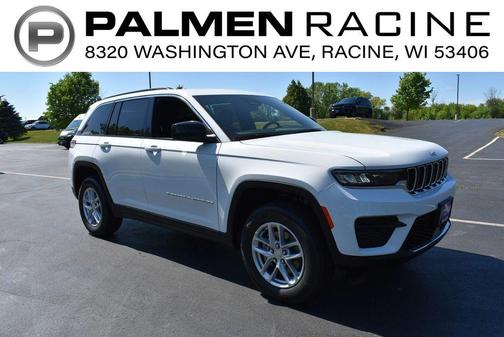 Bright White Clearcoat 2026 Jeep Grand Cherokee Laredo