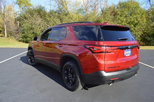 2022 Chevrolet Traverse LT Cloth