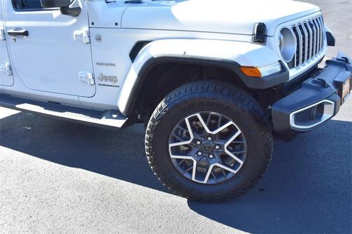 2024 Jeep Wrangler 4-Door Sahara 4x4