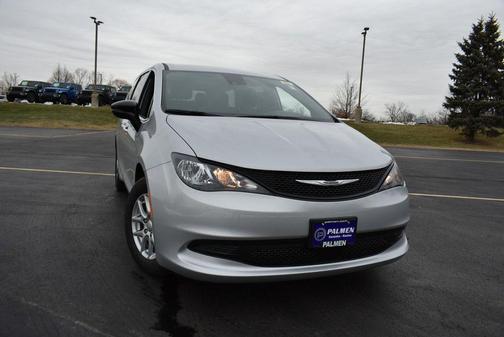 2026 Chrysler Voyager LX