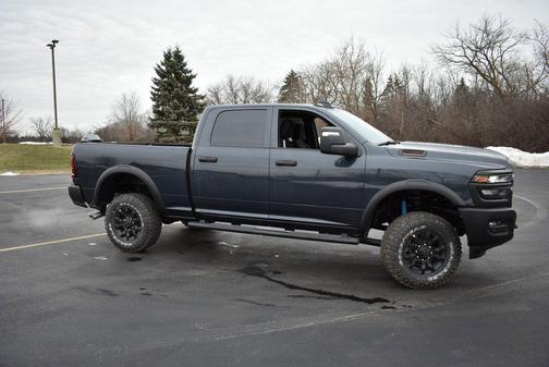 2026 RAM 2500 Tradesman Crew Cab 4x4 6'4' Box