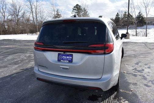 2026 Chrysler Pacifica L