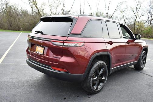 Velvet Red Pearlcoat 2023 Jeep Grand Cherokee Limited