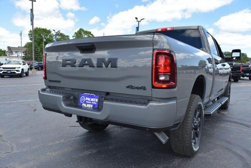 Ceramic Gray Clearcoat 2026 RAM 2500 Big Horn Crew Cab 4x4 6'4' Box