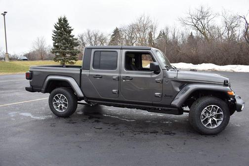 2026 Jeep Gladiator Sport S