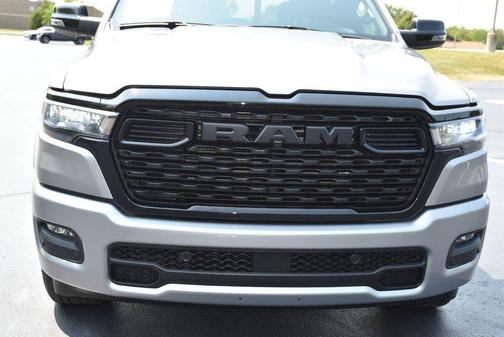 Billet Silver Metallic Clearcoat 2025 RAM 1500 Big Horn/Lone Star