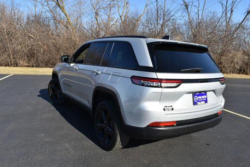2024 Jeep Grand Cherokee Altitude