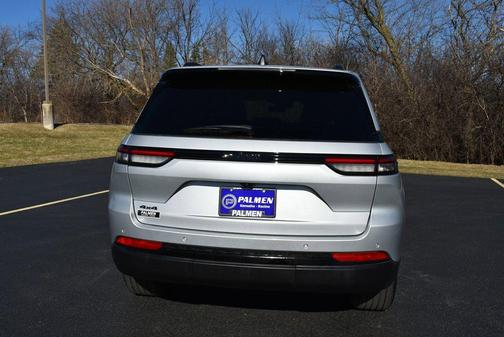 2024 Jeep Grand Cherokee Altitude