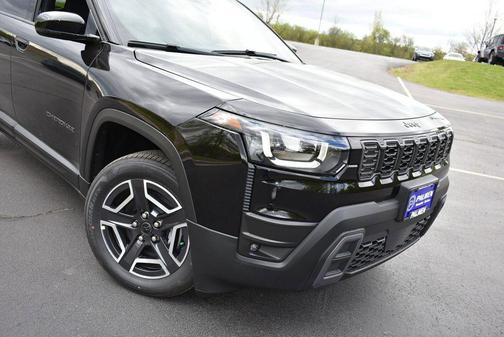 Diamond Black Crystal Pearlcoat 2026 Jeep Cherokee Limited