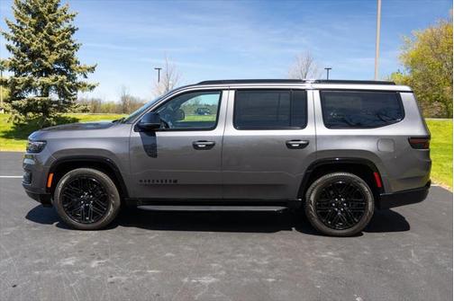 2023 Jeep Wagoneer Series II Carbide 4x4