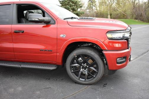 Molten Red Pearlcoat 2026 RAM 1500 Laramie
