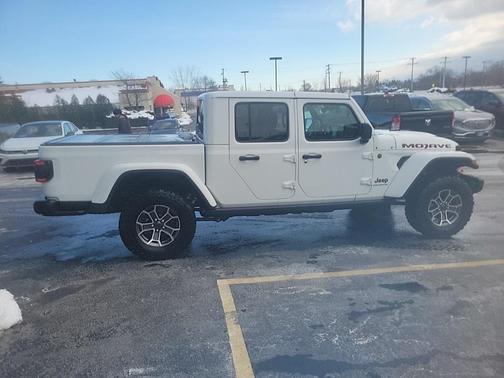 2024 Jeep Gladiator Mojave X
