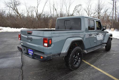 2025 Jeep Gladiator High Tide