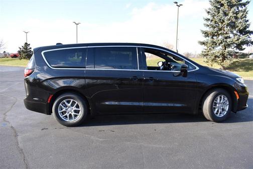 2026 Chrysler Pacifica L