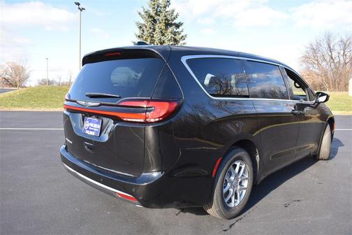2026 Chrysler Pacifica L