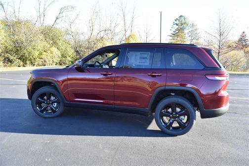 2025 Jeep Grand Cherokee Altitude