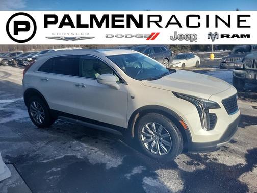 2022 Cadillac XT4 Premium Luxury