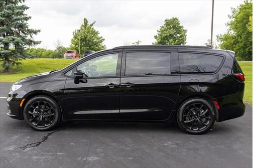 2024 Chrysler Pacifica Limited