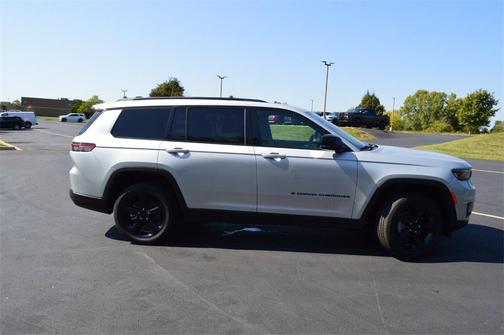 2025 Jeep Grand Cherokee L Altitude