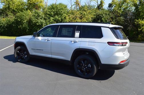 2025 Jeep Grand Cherokee L Altitude