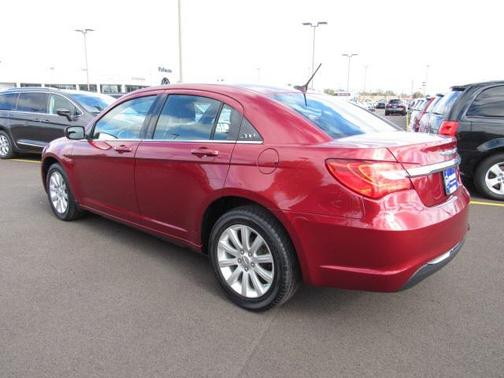 Deep Cherry Red Crystal Pearlcoat 2013 Chrysler 200 Touring