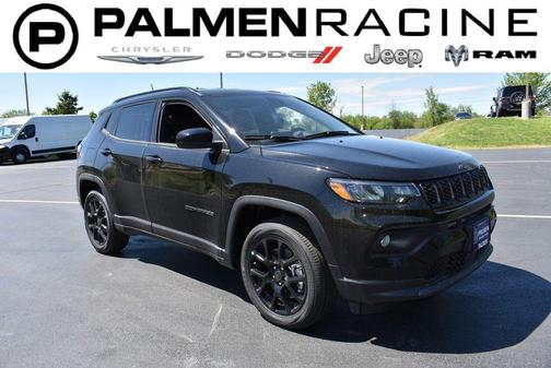 Diamond Black Crystal Pearlcoat 2026 Jeep Compass Latitude