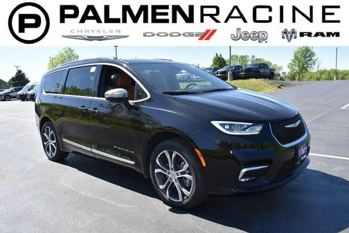 Diamond Black Crystal Pearlcoat 2026 Chrysler Pacifica L
