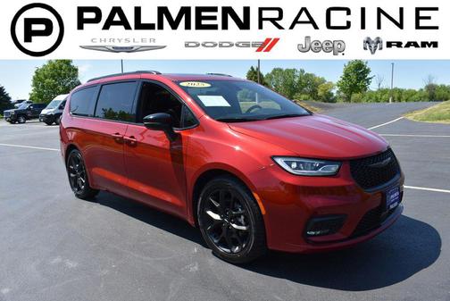 Red Hot Pearlcoat 2025 Chrysler Pacifica Limited