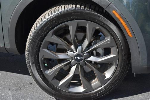 Aruba Green 2023 Kia Sorento SX