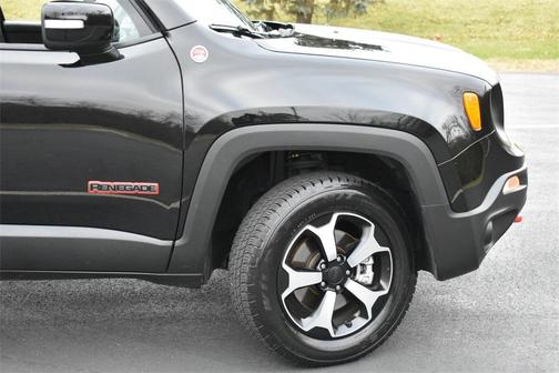 2022 Jeep Renegade Trailhawk