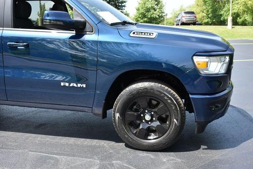 Patriot Blue Pearlcoat 2024 RAM 1500 Big Horn/Lone Star