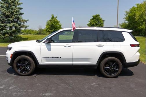 2023 Jeep Grand Cherokee L Altitude