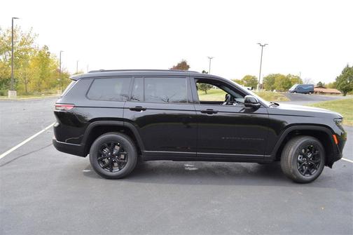 2025 Jeep Grand Cherokee L Altitude