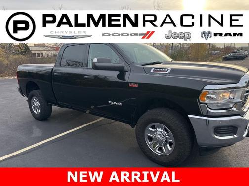 2020 RAM 2500 Tradesman Crew Cab 4X4 6'4' Box