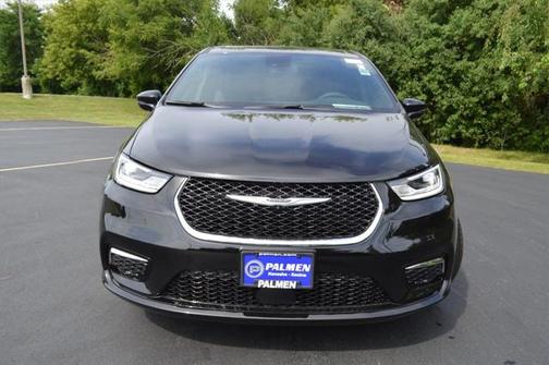 2025 Chrysler Pacifica L