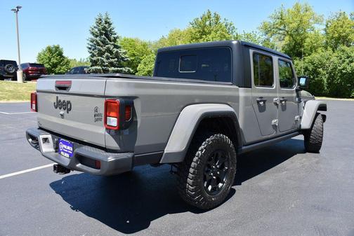 Sting-Gray Clearcoat 2022 Jeep Gladiator Willys 4x4